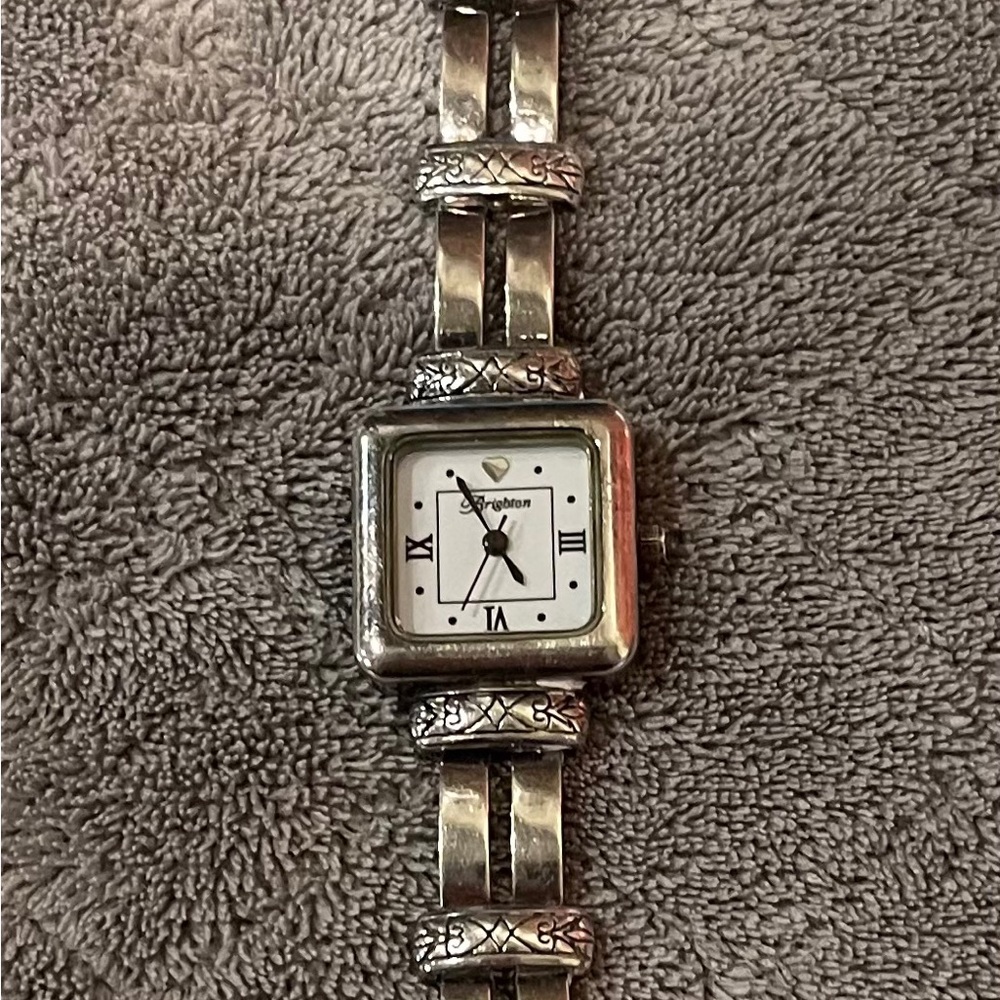 Brighton ladies wrist watch, silver and leather band. - Picture 1 of 4